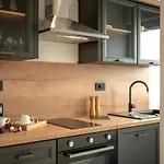 The Elegance Nest - Zf Hvar Apartament *
