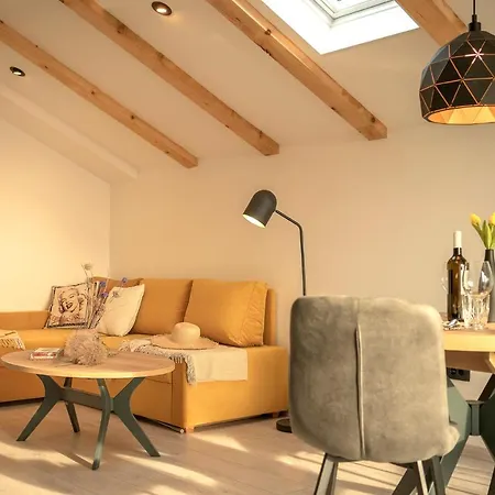 The Elegance Nest - Zf Hvar Apartman