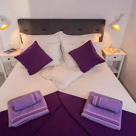 The Elegance Nest - Zf Hvar Apartmán *