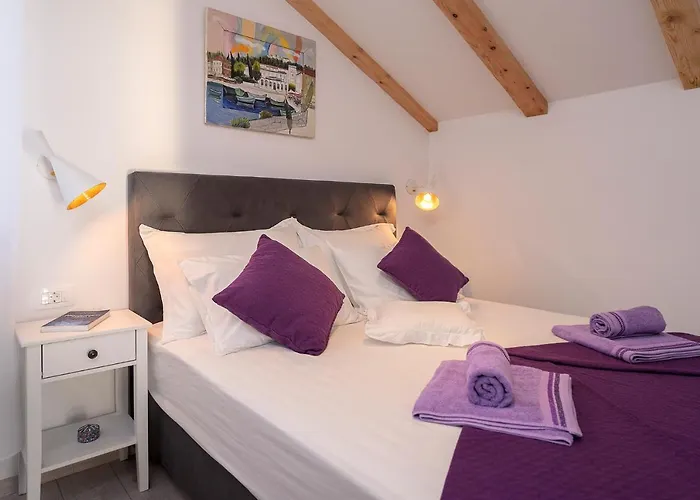 Апартаменти The Elegance Nest - Zf Hvar Хвар