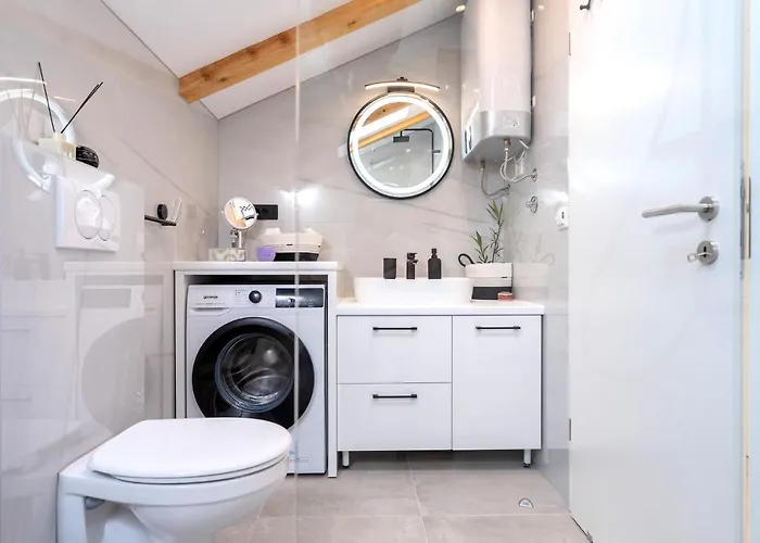 The Elegance Nest - Zf Hvar Lägenhet *