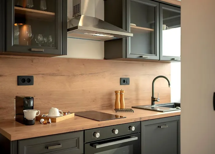 The Elegance Nest - Zf Hvar Апартаменти *