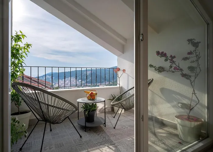 The Elegance Nest - Zf Hvar Lägenhet *