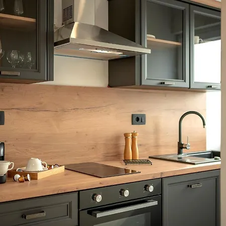 The Elegance Nest - Zf Hvar Apartmán *