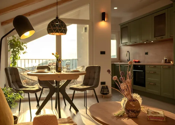 The Elegance Nest - Zf Hvar Apartment