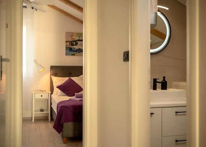 The Elegance Nest - Zf Hvar Apartment